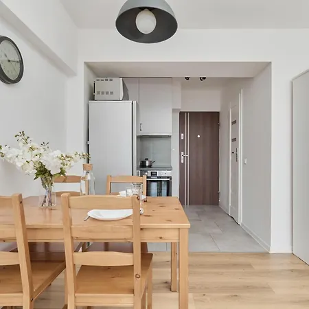 Cozy With Amazing View Of The By Renters Vratislav